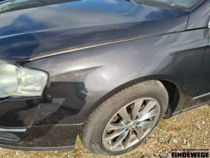 Volkswagen Passat 2.0 FSI 16V Samochód złomowany (2007, Brazowy)