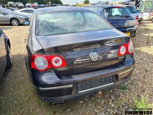 Volkswagen Passat 2.0 FSI 16V Samochód złomowany (2007, Brazowy)