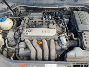 Volkswagen Passat 2.0 FSI 16V Samochód złomowany (2007, Brazowy)