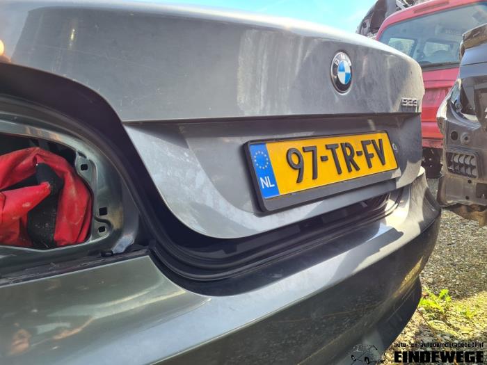 BMW 5 serie 523i 24V Vehículo de desguace (2007, Gris)
