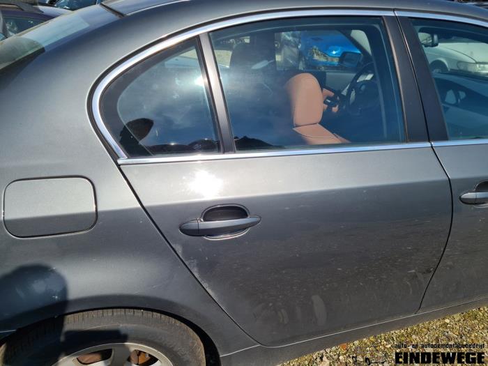 BMW 5 serie 523i 24V Vehículo de desguace (2007, Gris)