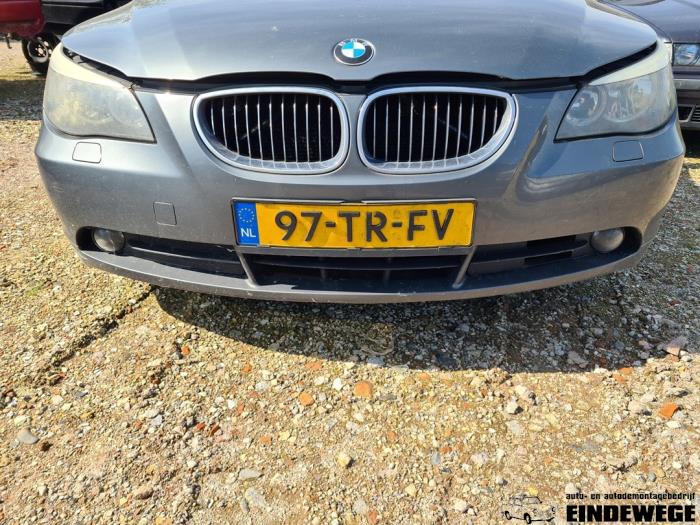 BMW 5 serie 523i 24V Vehículo de desguace (2007, Gris)