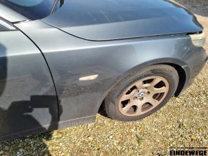 BMW 5 serie 523i 24V Vehículo de desguace (2007, Gris)