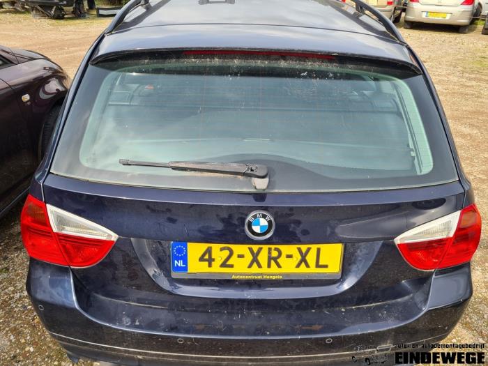 BMW 3 serie Touring 318i 16V Épave (2007, Bleu)