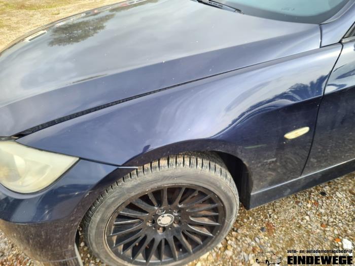 BMW 3 serie Touring 318i 16V Épave (2007, Bleu)