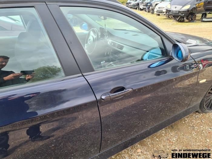 BMW 3 serie Touring 318i 16V Épave (2007, Bleu)