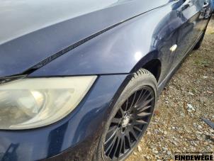 BMW 3 serie Touring 318i 16V Épave (2007, Bleu)