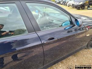 BMW 3 serie Touring 318i 16V Épave (2007, Bleu)