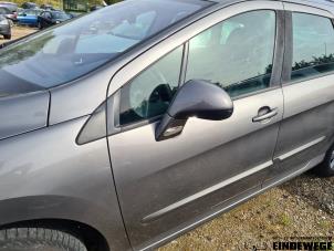 Peugeot 308 SW 1.6 16V THP 150 Épave (2009, Gris)