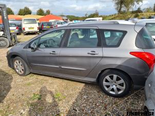 Peugeot 308 SW 1.6 16V THP 150 Épave (2009, Gris)