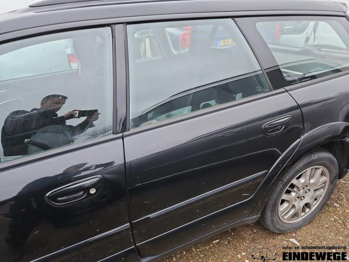 Subaru Outback 2.5 16V Épave (2005, Noir)