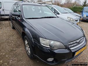Subaru Outback 2.5 16V Épave (2005, Noir)