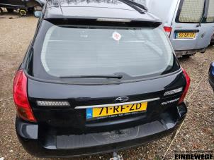 Subaru Outback 2.5 16V Épave (2005, Noir)