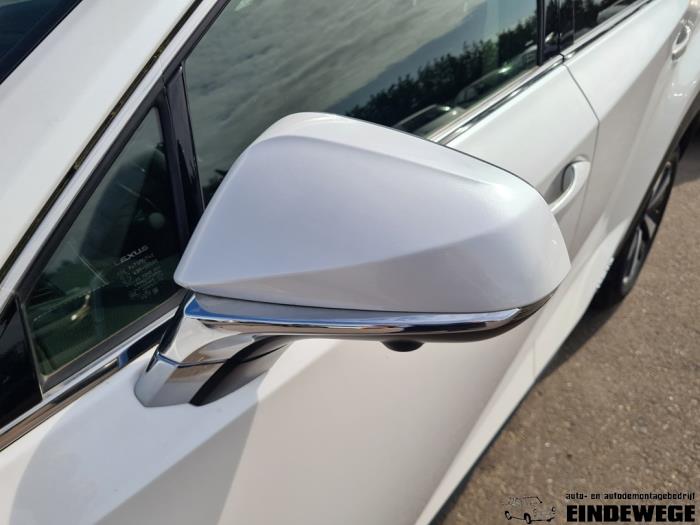 Lexus NX I 300h 2.5 16V 4x4 Épave (2018, Blanc)