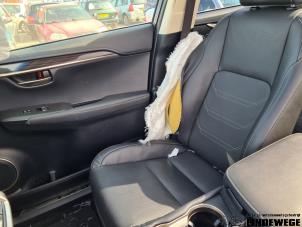 Lexus NX I 300h 2.5 16V 4x4 Épave (2018, Blanc)