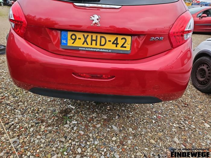 Peugeot 208 I 1.0 Vti 12V PureTech Vehículo de desguace (2014, Rojo)
