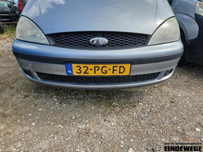 Ford Galaxy 2.0 Samochód złomowany (2004, Szary)