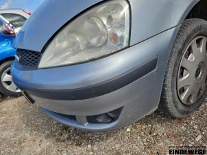 Ford Galaxy 2.0 Samochód złomowany (2004, Szary)