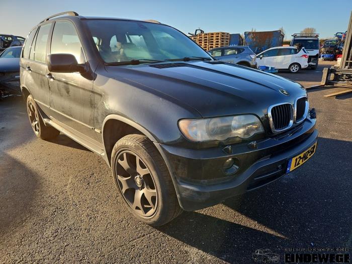 BMW X5 3.0 24V Épave (2002, Noir)