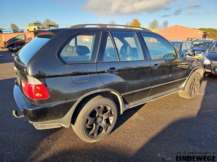 BMW X5 3.0 24V Épave (2002, Noir)