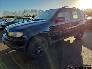 BMW X5 3.0 24V Épave (2002, Noir)