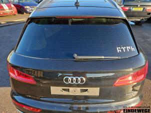 Audi Q5 2.0 50 TFSI e 16V Quattro Épave (2020, Noir)