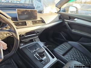 Audi Q5 2.0 50 TFSI e 16V Quattro Épave (2020, Noir)