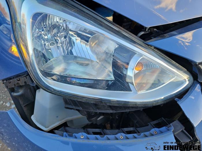 Hyundai i10 1.0 12V Salvage vehicle (2016, Blue)