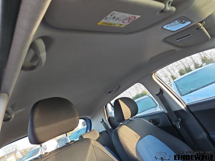 Hyundai i10 1.0 12V Salvage vehicle (2016, Blue)