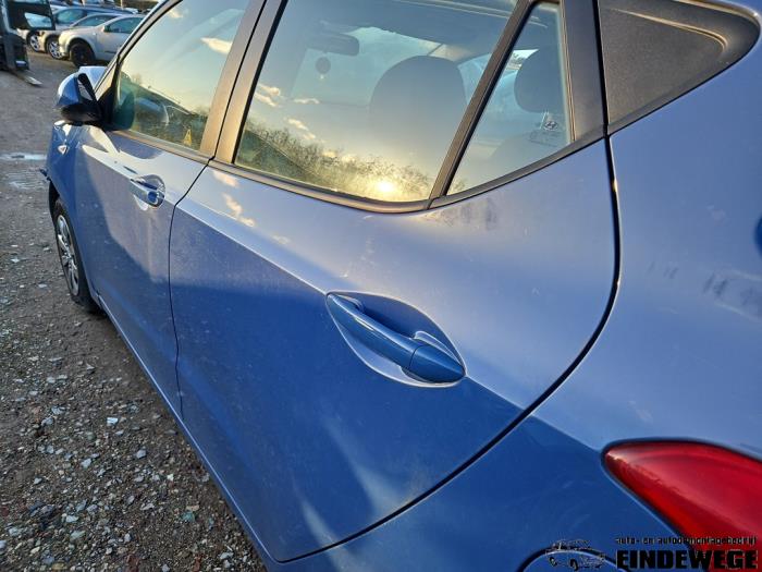 Hyundai i10 1.0 12V Salvage vehicle (2016, Blue)