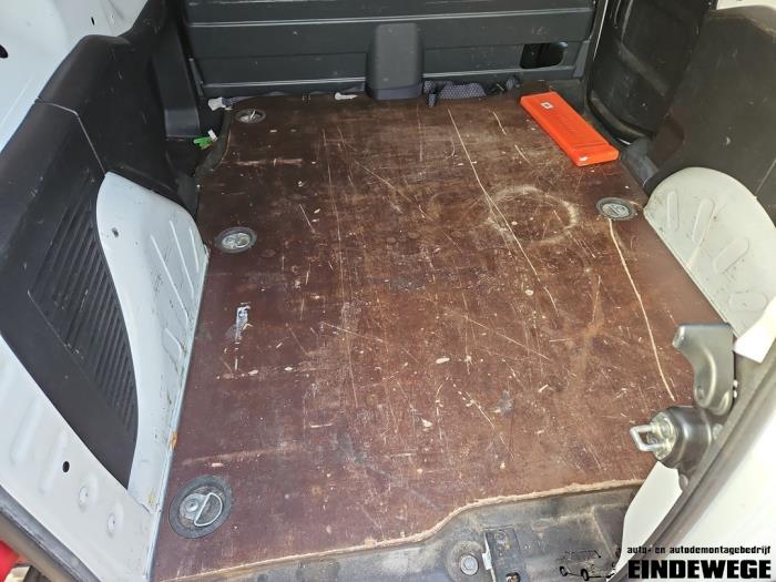 Peugeot Partner 1.6 HDI, BlueHDI 75 Samochód złomowany (2012, Bialy)