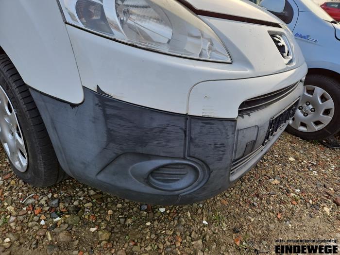 Peugeot Partner 1.6 HDI, BlueHDI 75 Samochód złomowany (2012, Bialy)