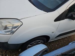 Peugeot Partner 1.6 HDI, BlueHDI 75 Samochód złomowany (2012, Bialy)