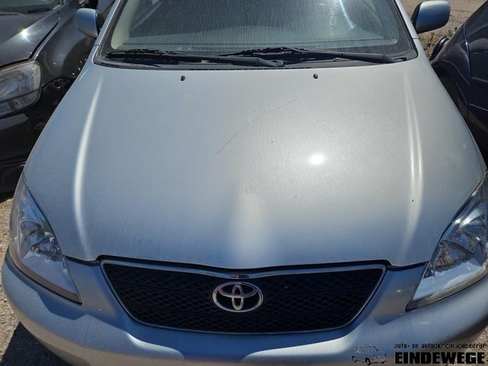 Toyota Corolla 1.4 16V VVT-i Épave (2002, Argenté)