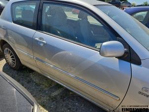 Toyota Corolla 1.4 16V VVT-i Épave (2002, Argenté)