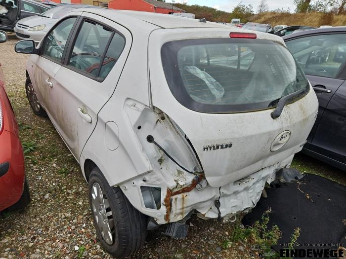 Hyundai i20 1.1 CRDi VGT 12V Skrotfordon (2014, WIT)