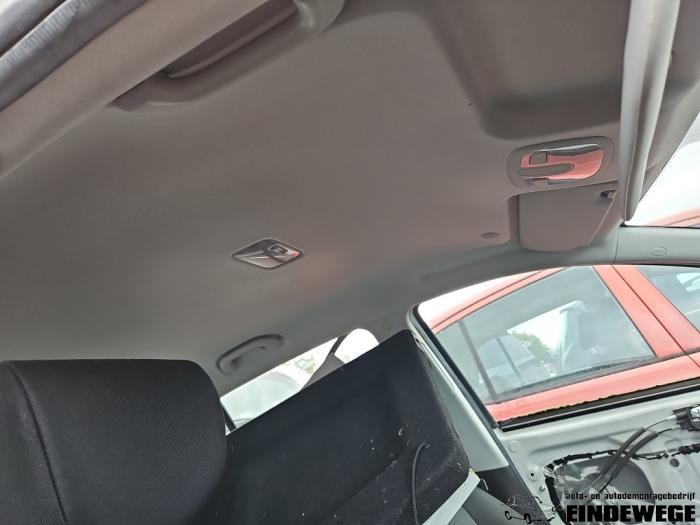 Hyundai i20 1.1 CRDi VGT 12V Skrotfordon (2014, WIT)