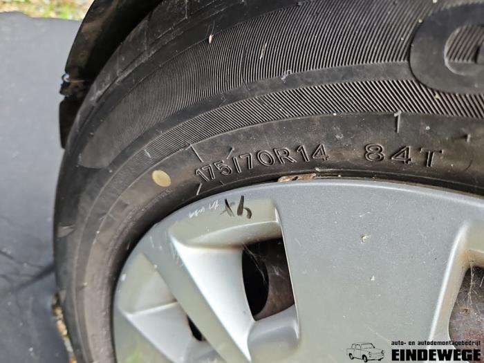 Hyundai i20 1.1 CRDi VGT 12V Skrotfordon (2014, WIT)