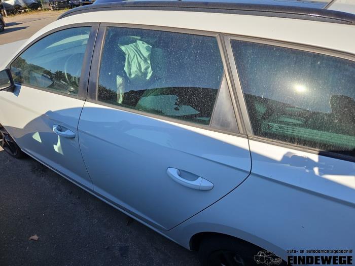 Seat Leon ST 1.8 TSI Ecomotive 16V Vehículo de desguace (2014, Blanco)
