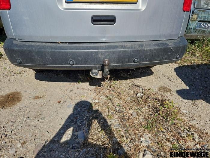 Volkswagen Caddy III 2.0 TDI 16V Skrotfordon (2012, ZILVER)