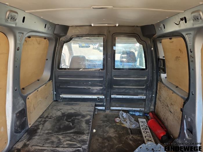 Volkswagen Caddy III 2.0 TDI 16V Skrotfordon (2012, ZILVER)