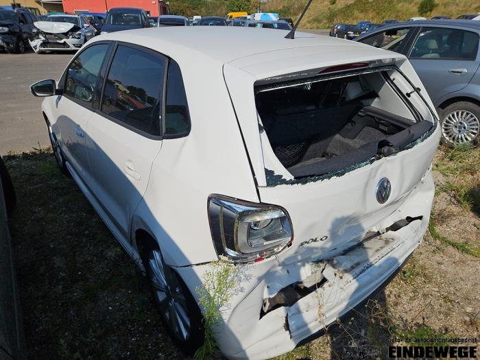Volkswagen Polo V 1.2 TDI 12V BlueMotion Skrotfordon (2012, WIT)
