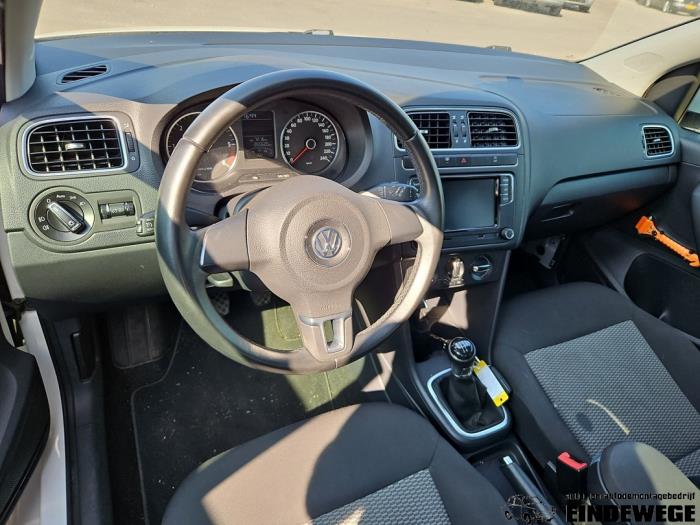 Volkswagen Polo V 1.2 TDI 12V BlueMotion Skrotfordon (2012, WIT)
