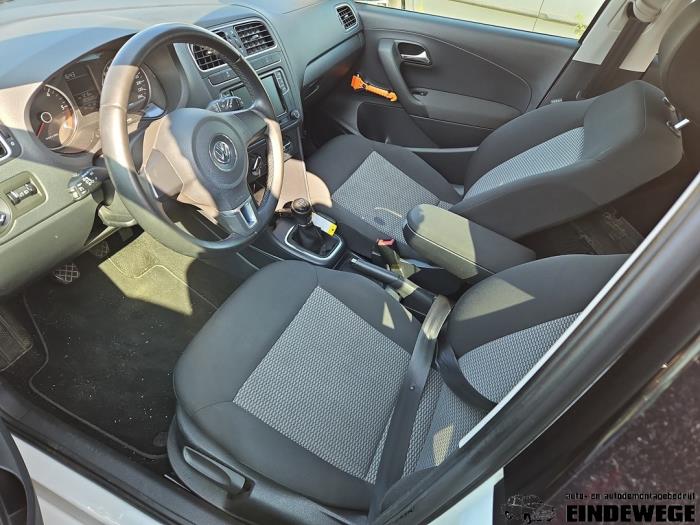 Volkswagen Polo V 1.2 TDI 12V BlueMotion Skrotfordon (2012, WIT)