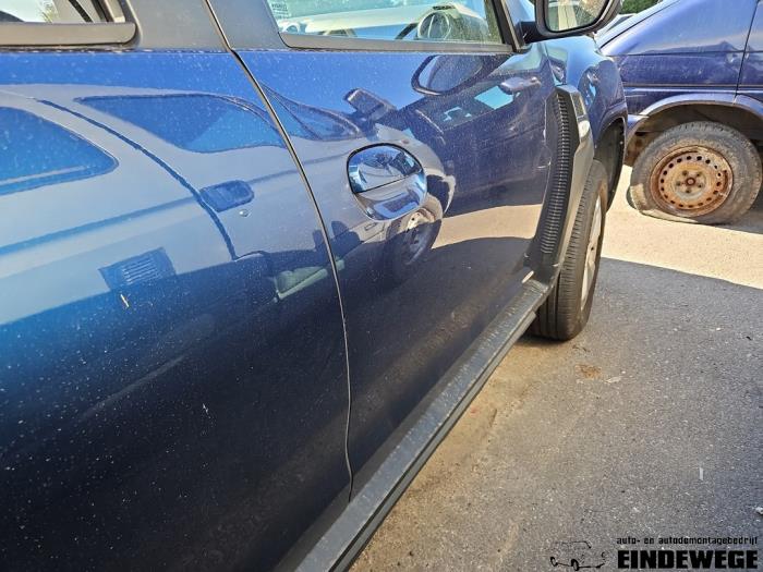 Dacia Duster 1.6 16V Skrotfordon (2018, BLAUW)