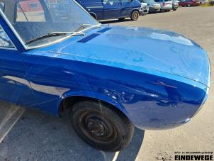 Audi 100 1.8 L,LS Vehículo de desguace (1973, Azul)
