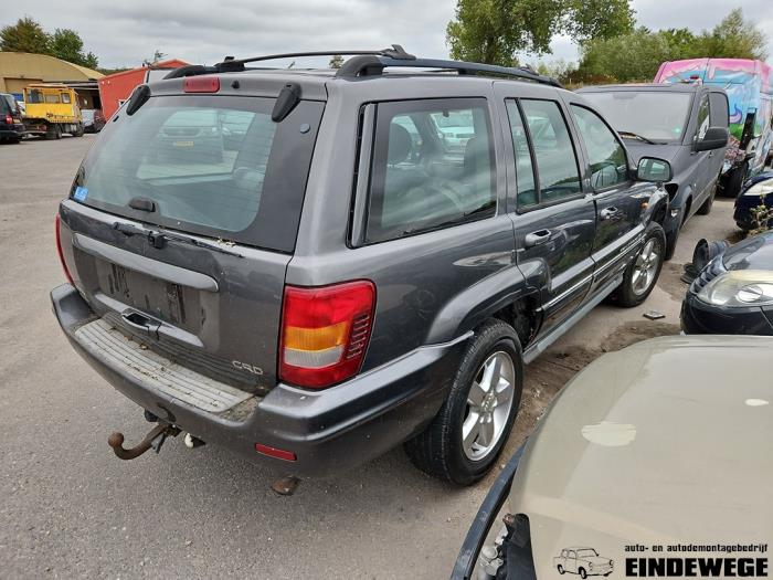 Jeep Grand Cherokee 2.7 CRD 20V Salvage vehicle (2004, Gray)