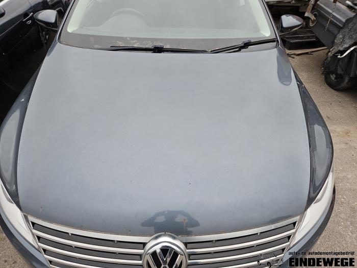 Volkswagen Passat 2.0 TDI 16V 140 Schrottauto (2012, Grau)