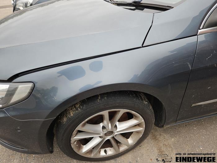 Volkswagen Passat 2.0 TDI 16V 140 Schrottauto (2012, Grau)