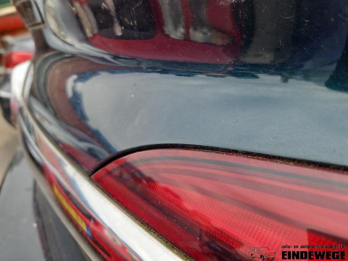 Opel Insignia 2.0 CDTI 16V 140 ecoFLEX Skrotfordon (2015, GROEN)